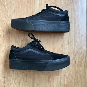 Vans Men's Chunky Black Sneakers